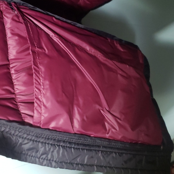 Tommy Hilfiger- Natural Down Jacket - Size Medium - Picture 12 of 12